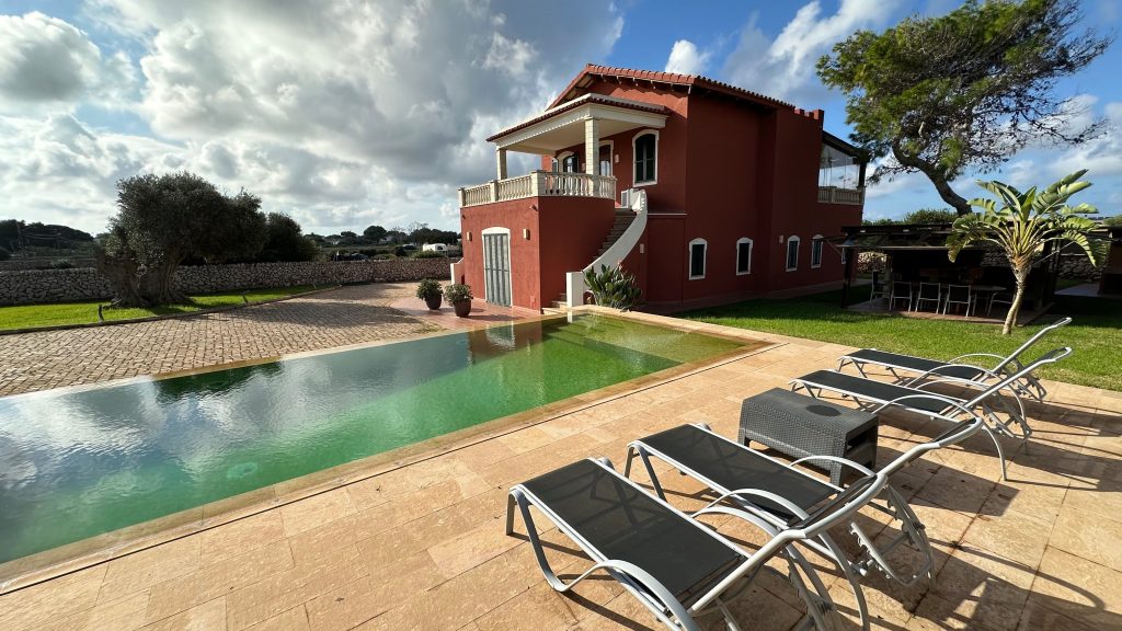 06_exterior sa vinya piscina