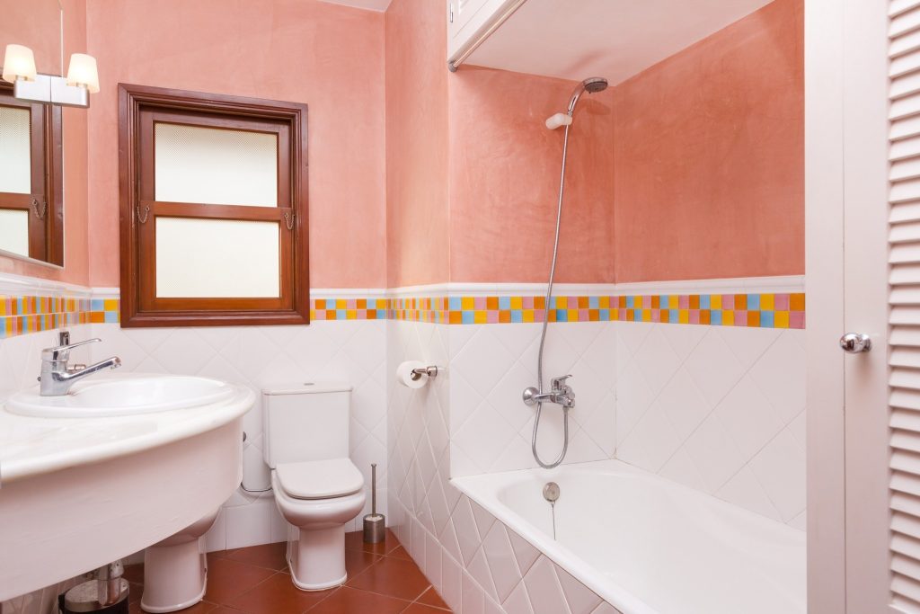 24. Cuarto de baño 2