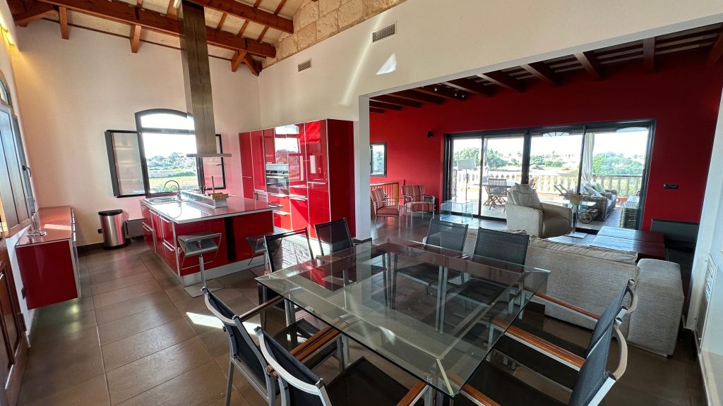 24_interior sa vinya comedor-cocina-salon